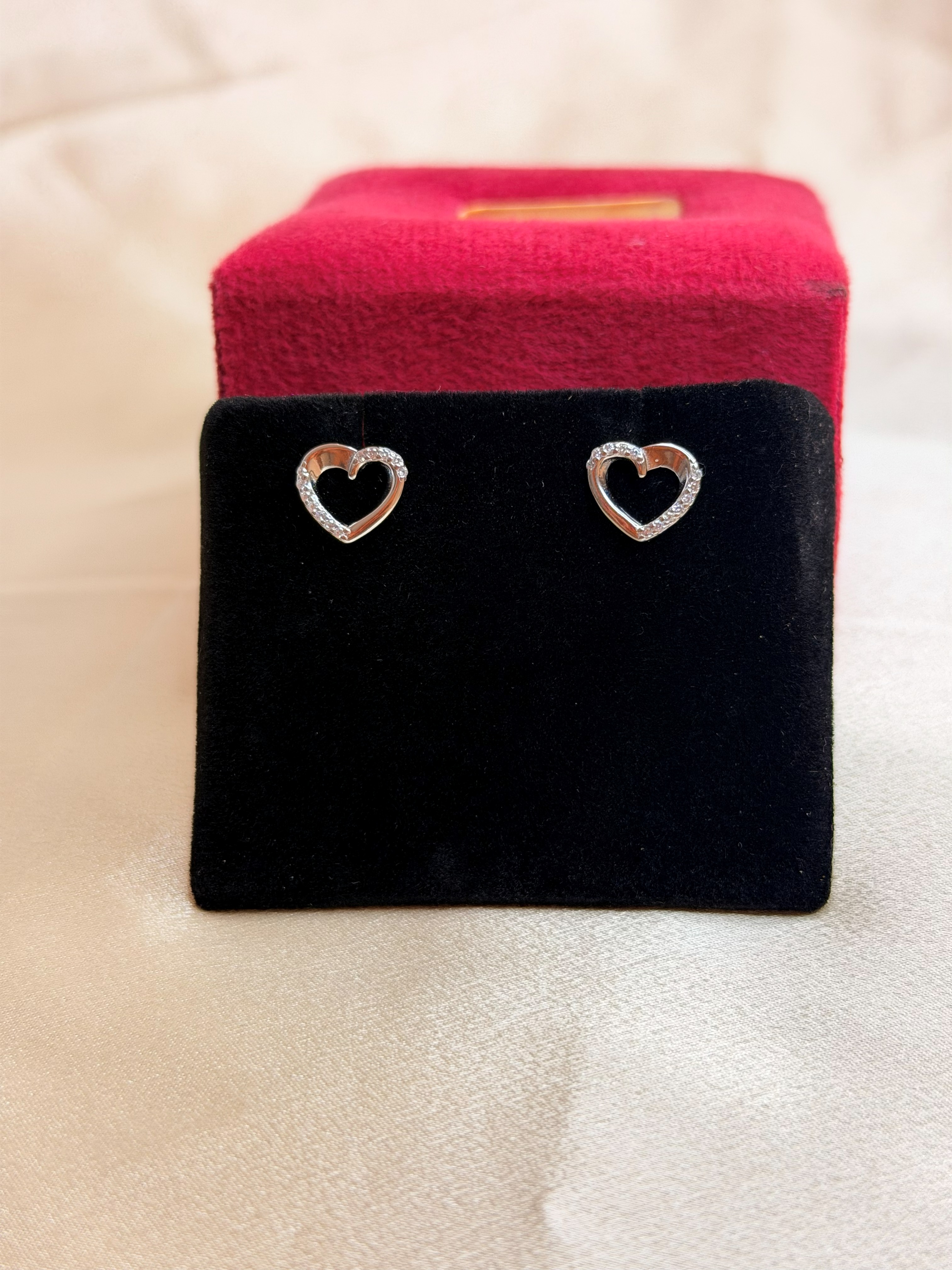 925 Sterling Silver Open Heart CZ Stud Earrings Half Pave Heart Studs for Women*
